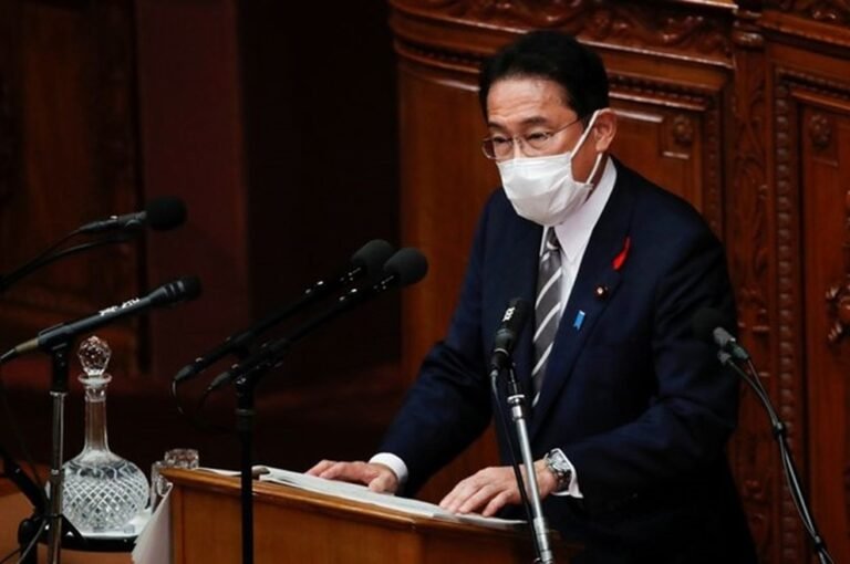 The new Japanese Prime Minister is determined to protect its territory and territorial waters 0